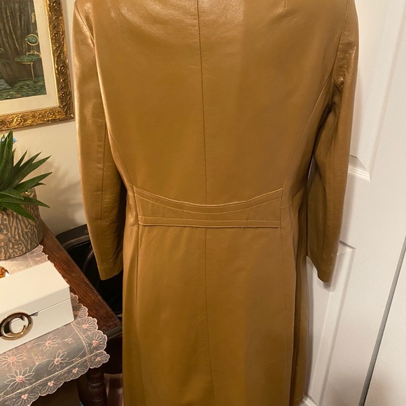 Vintage 70s leather coat - Picture 5 of 8